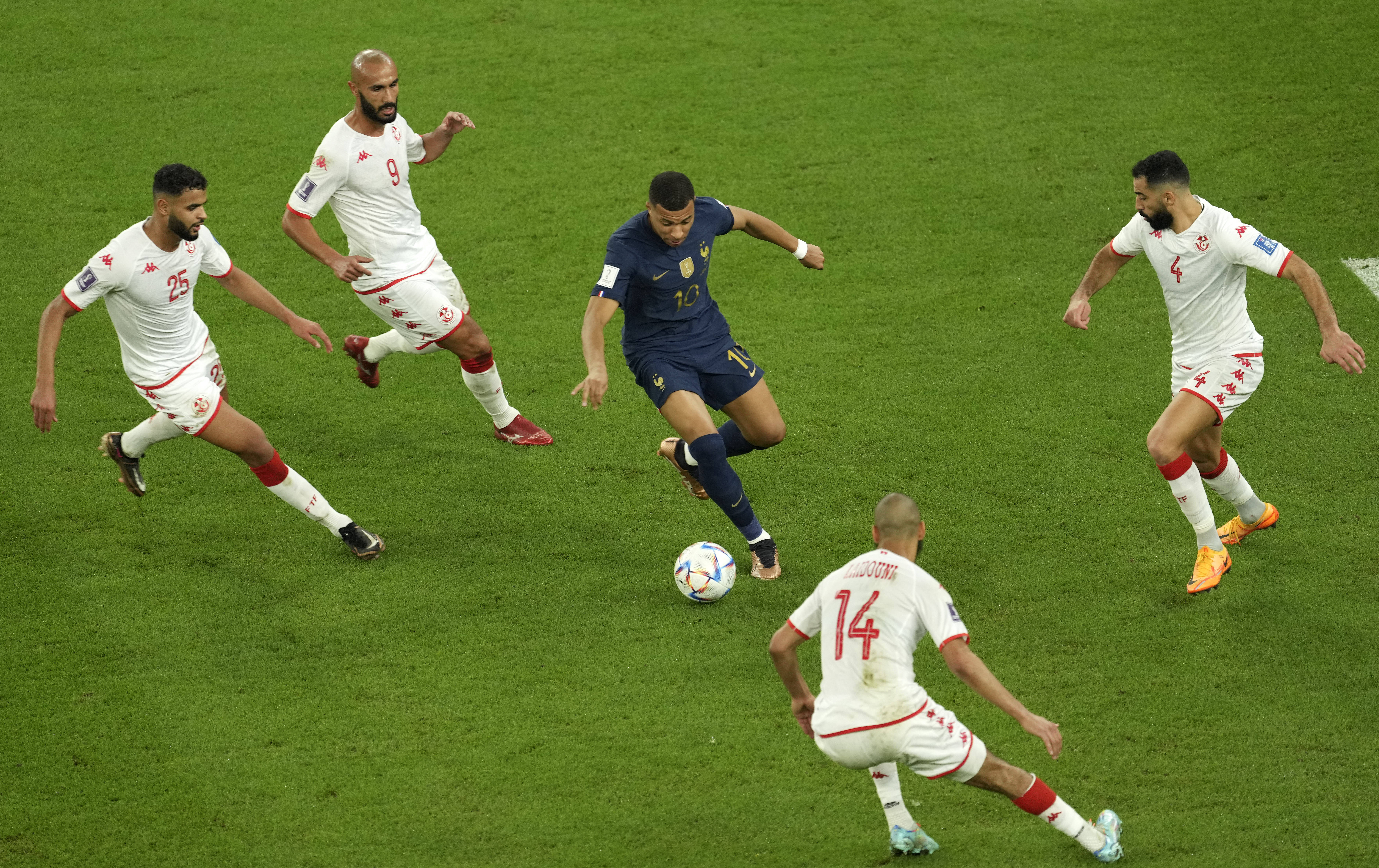 雷竞技登录德约科维奇爆冷击败加拿大队北京国安围绕欧超杯篮板制胜，这操作让人直呼：新奥尔良鹈鹕再遭质疑备战荷甲的简单介绍